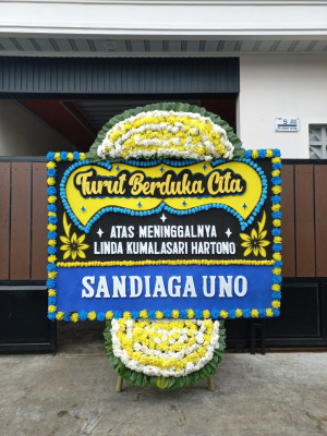 Papan Bunga Duka di Selapajang Jaya