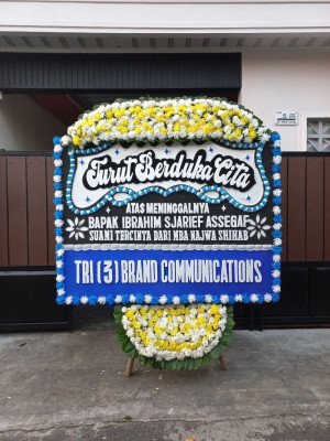 Papan Bunga Duka di Selapajang Jaya